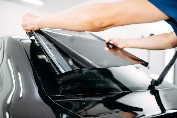 Window tint application Mississauga